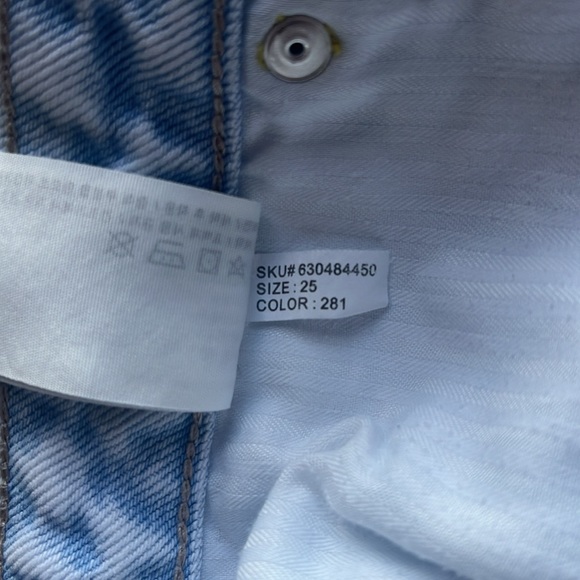 Abercrombie & Fitch Annie High Rise Short ✧ Size 25/0 - Picture 7 of 16